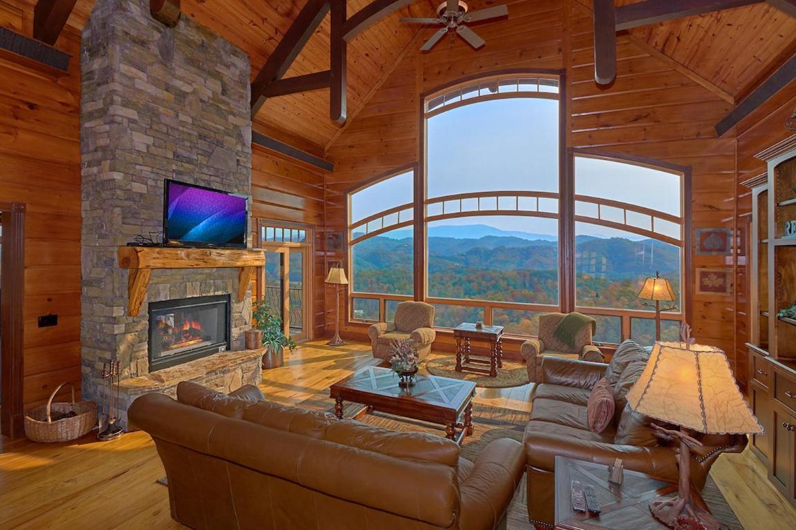 Journey'S End, 5 Bedrooms, Sleeps 12, Private Outdoor Pool, Theater, Sauna Sevierville Exterior photo